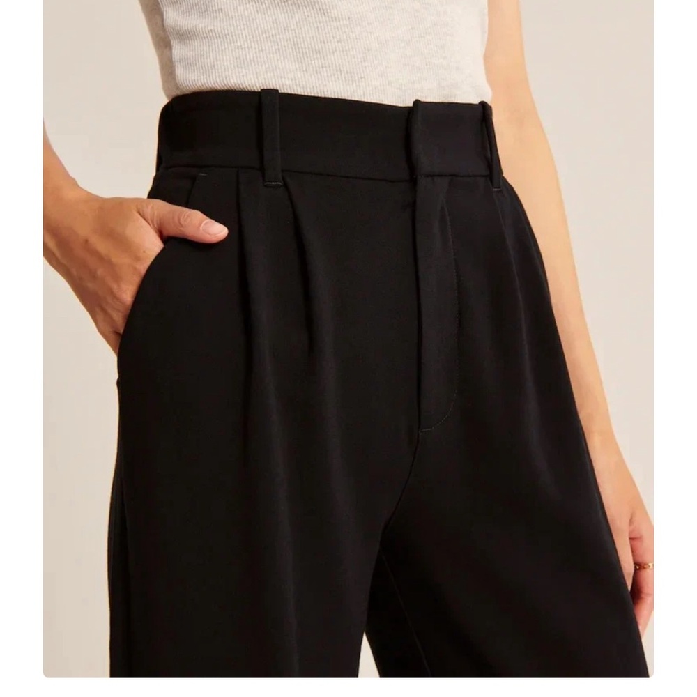 Women’s Black Pleated Pants